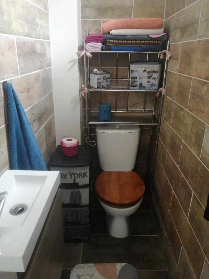 Апартаменты Petit Cocon Pour 1 Personne Аржантей Экстерьер фото